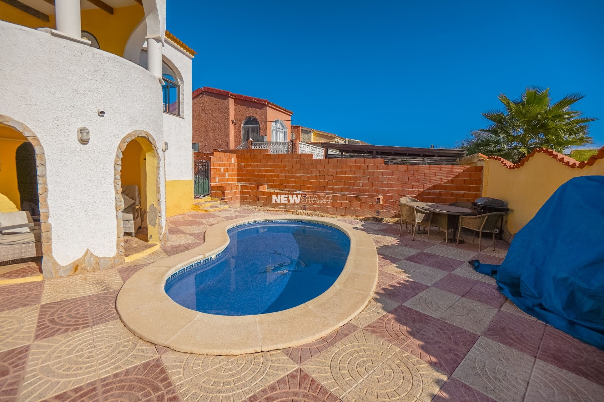 Resale - Detached - La Marina - Urb. La Marina