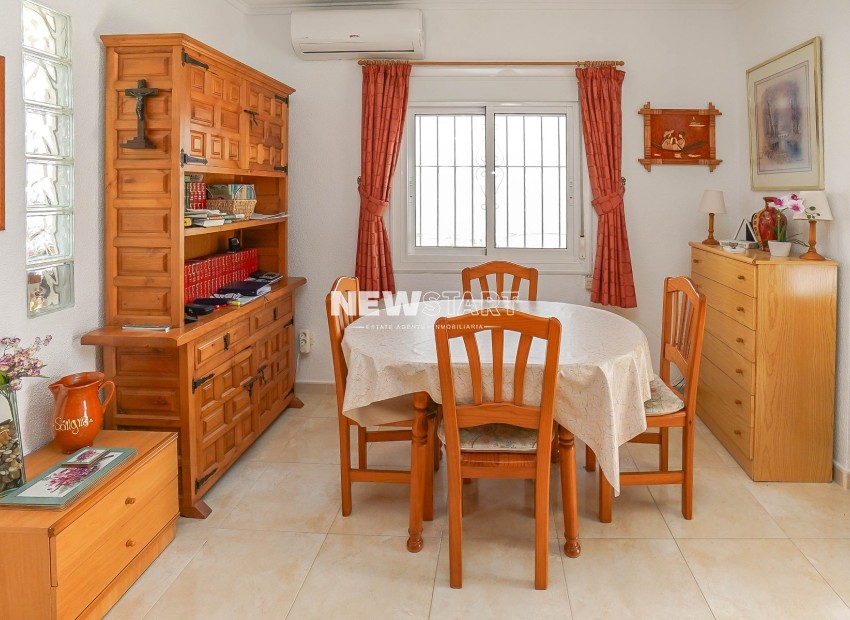 Resale - Detached - La Marina - Urb. La Marina