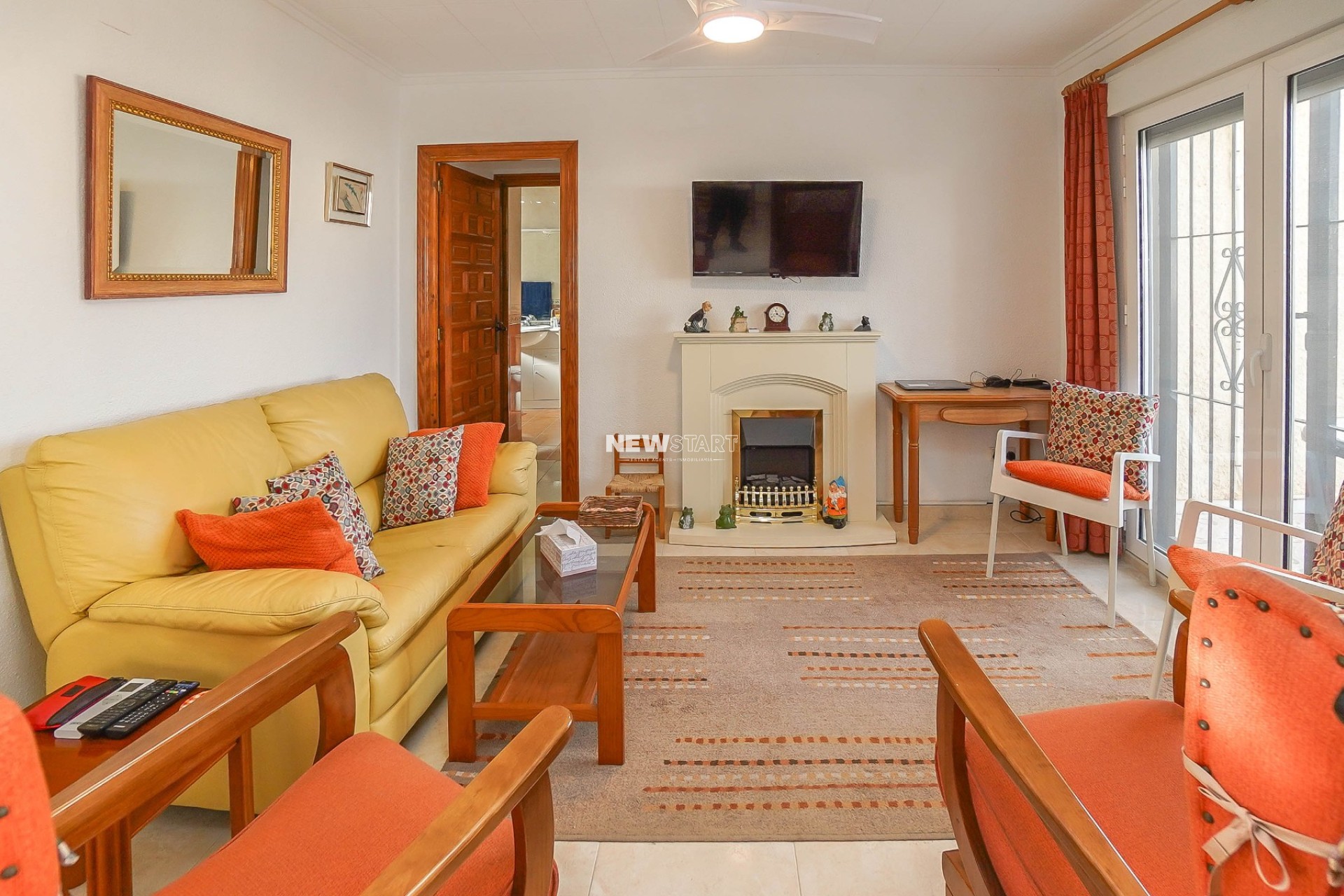 Resale - Detached - La Marina - Urb. La Marina