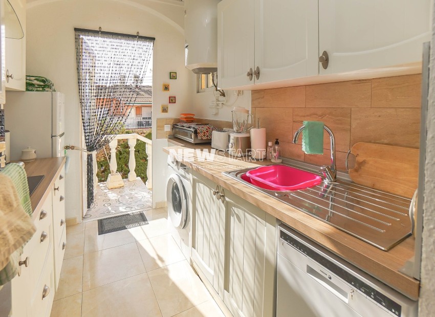 Resale - Detached - La Marina - Urb. La Marina