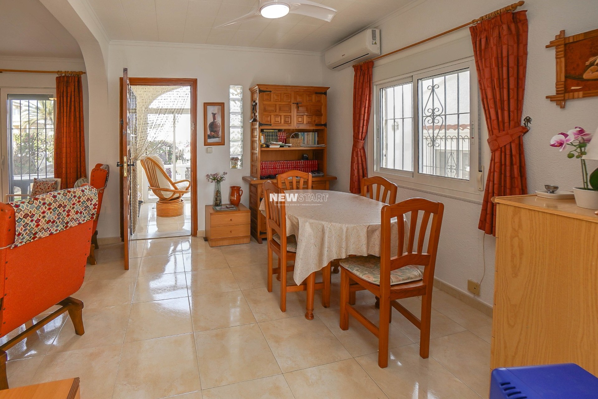 Resale - Detached - La Marina - Urb. La Marina