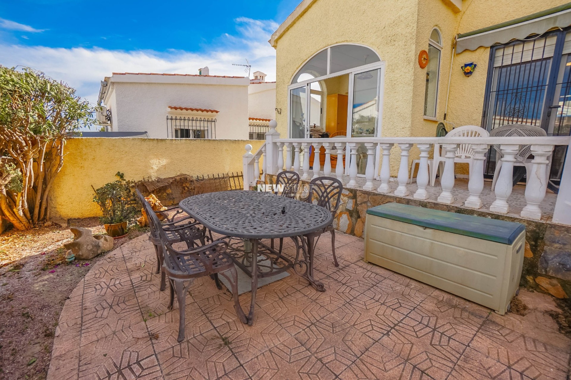 Resale - Detached - La Marina - Urb. La Marina