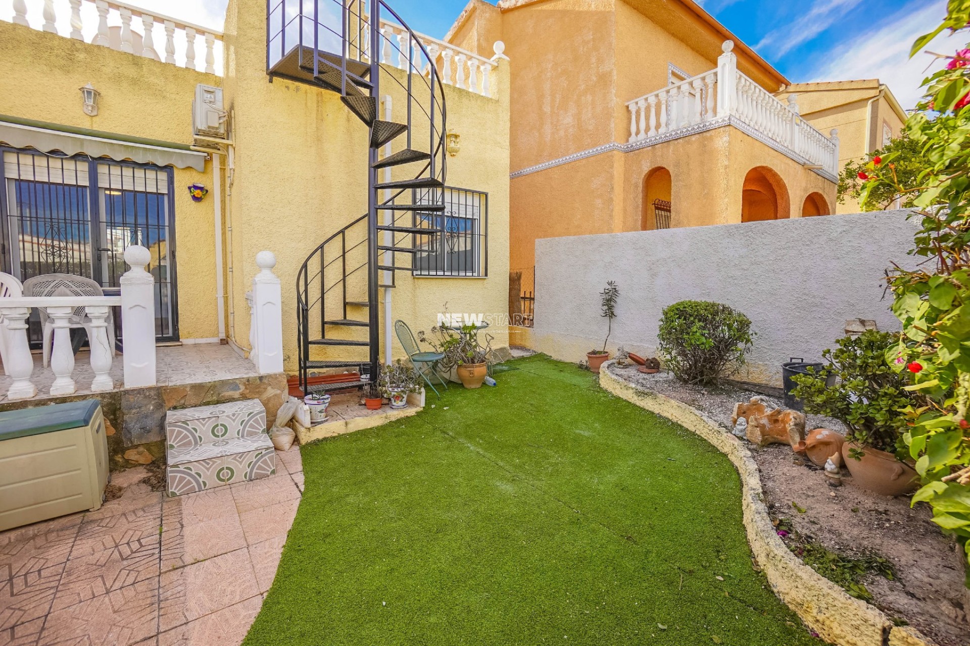 Resale - Detached - La Marina - Urb. La Marina