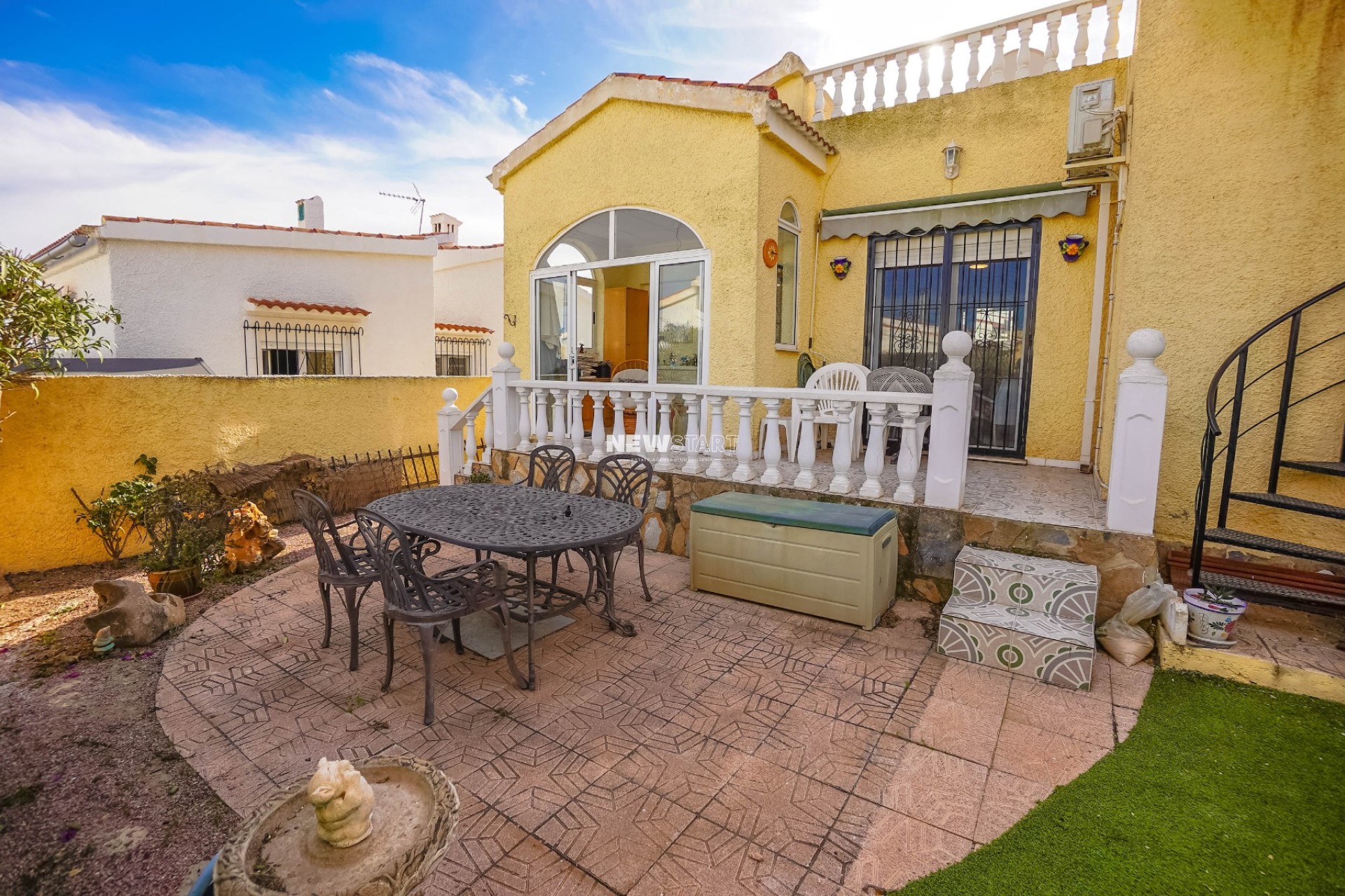 Resale - Detached - La Marina - Urb. La Marina