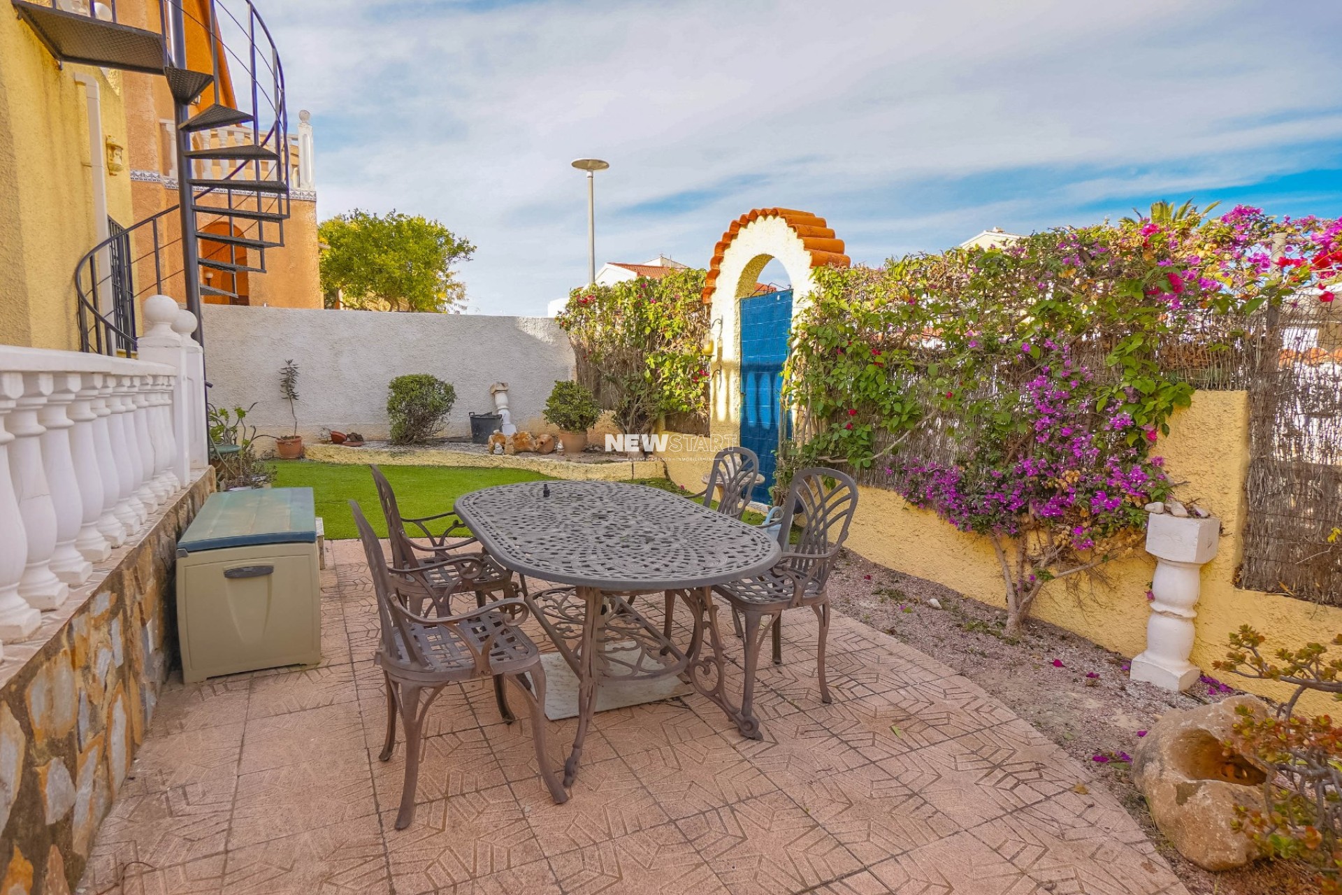 Resale - Detached - La Marina - Urb. La Marina