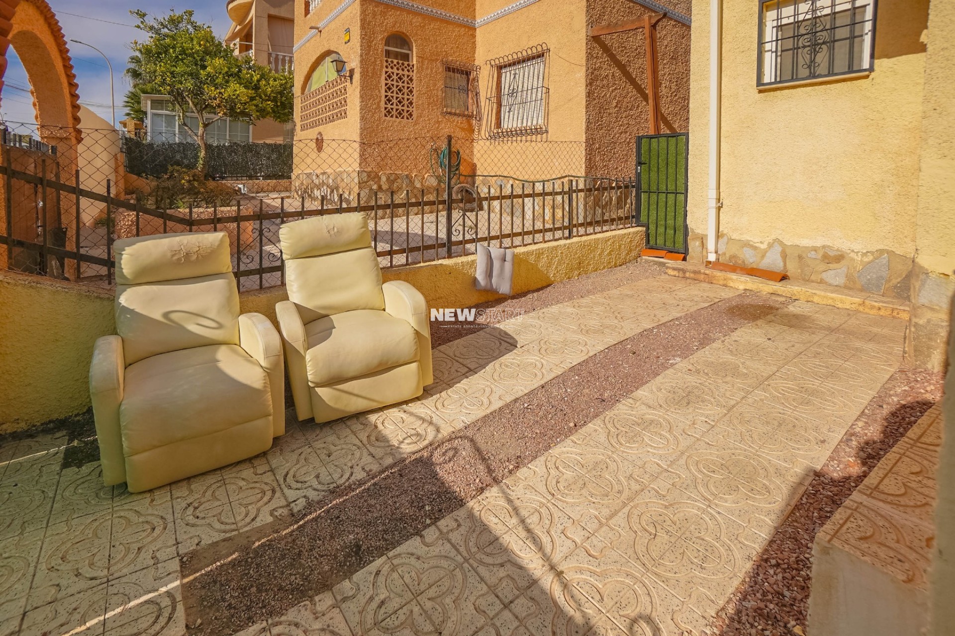 Resale - Detached - La Marina - Urb. La Marina