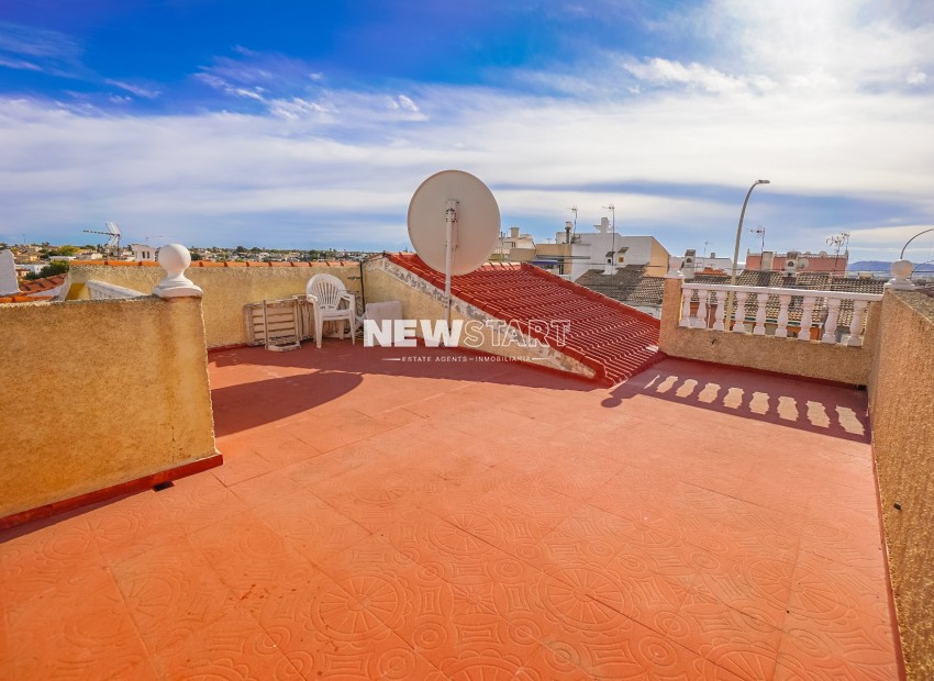 Resale - Detached - La Marina - Urb. La Marina