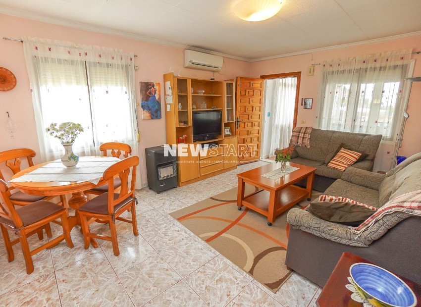 Resale - Detached - La Marina - Urb. La Marina