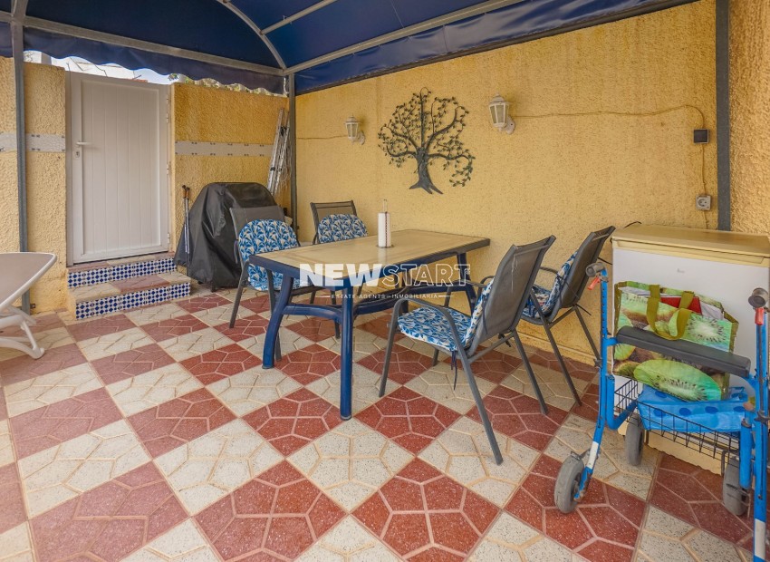 Resale - Detached - La Marina - Urb. La Marina