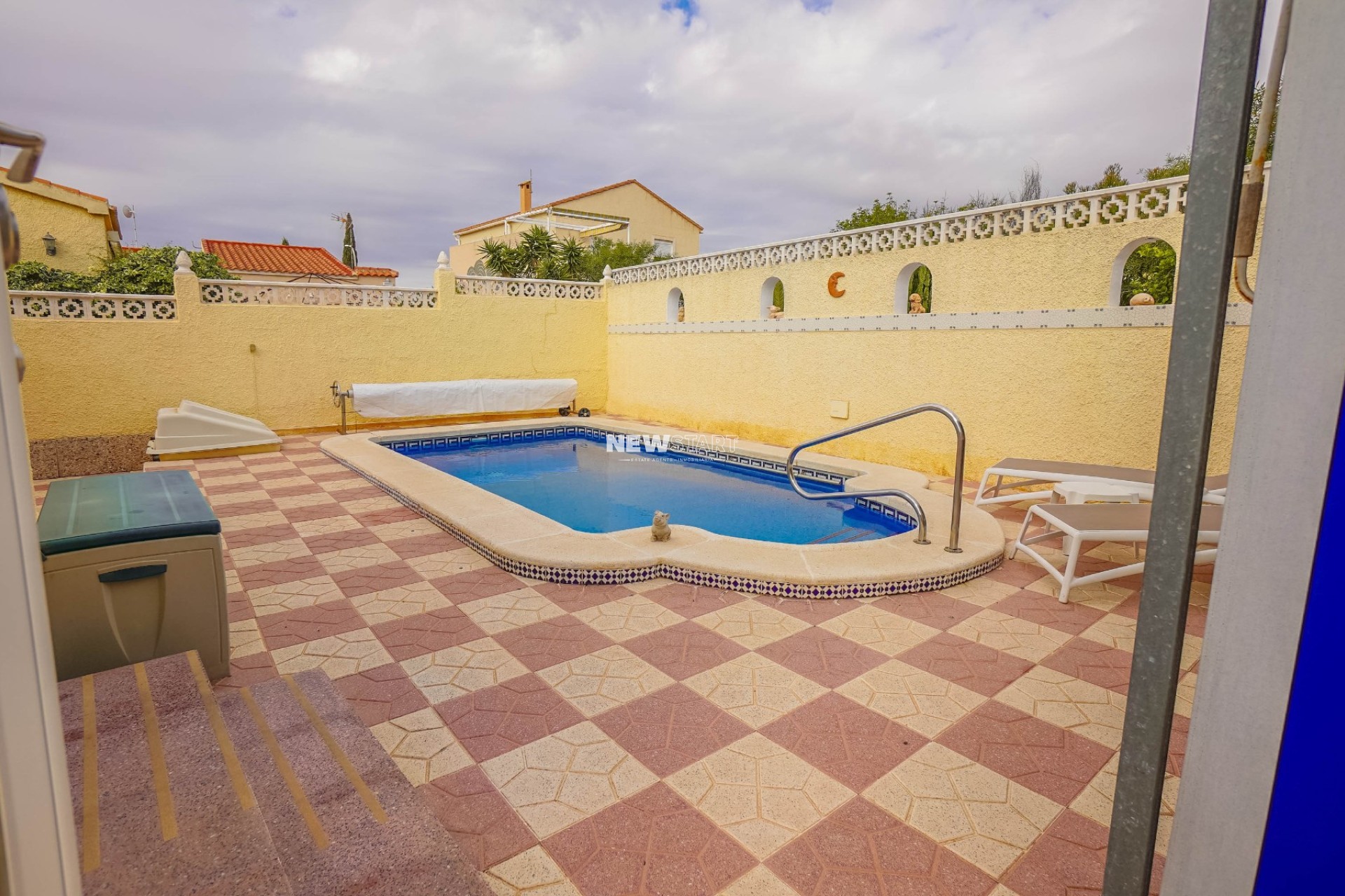 Resale - Detached - La Marina - Urb. La Marina