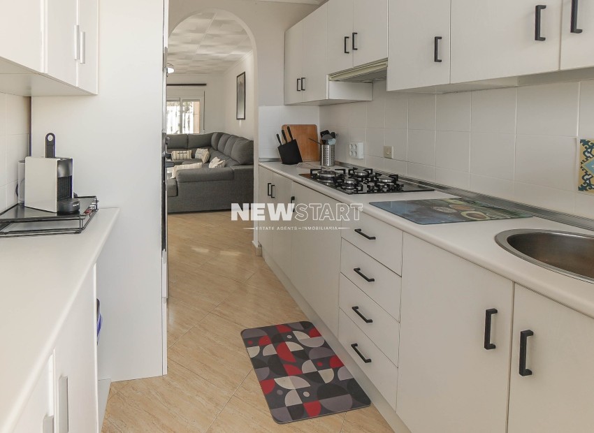 Resale - Detached - La Marina - Urb. La Marina