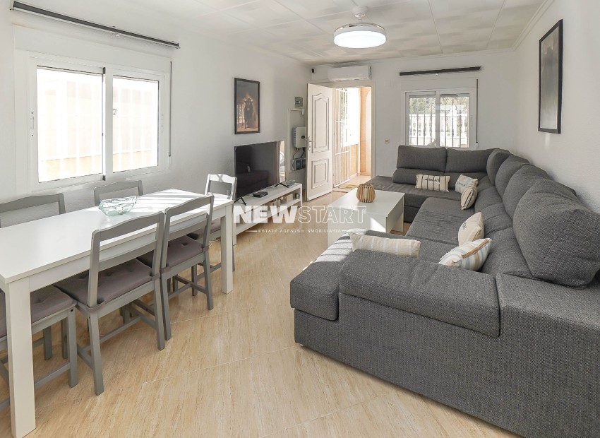 Resale - Detached - La Marina - Urb. La Marina