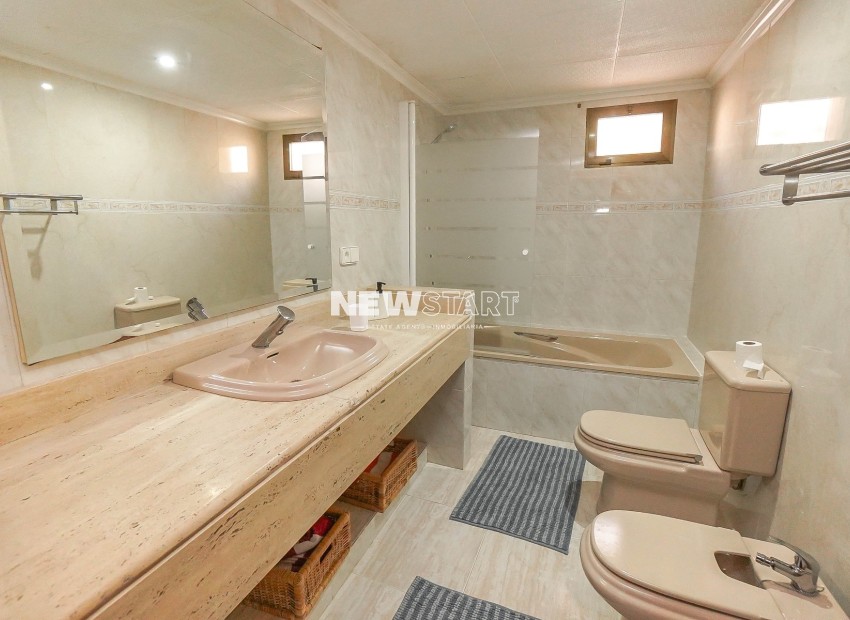 Resale - Detached - La Marina - Urb. La Marina