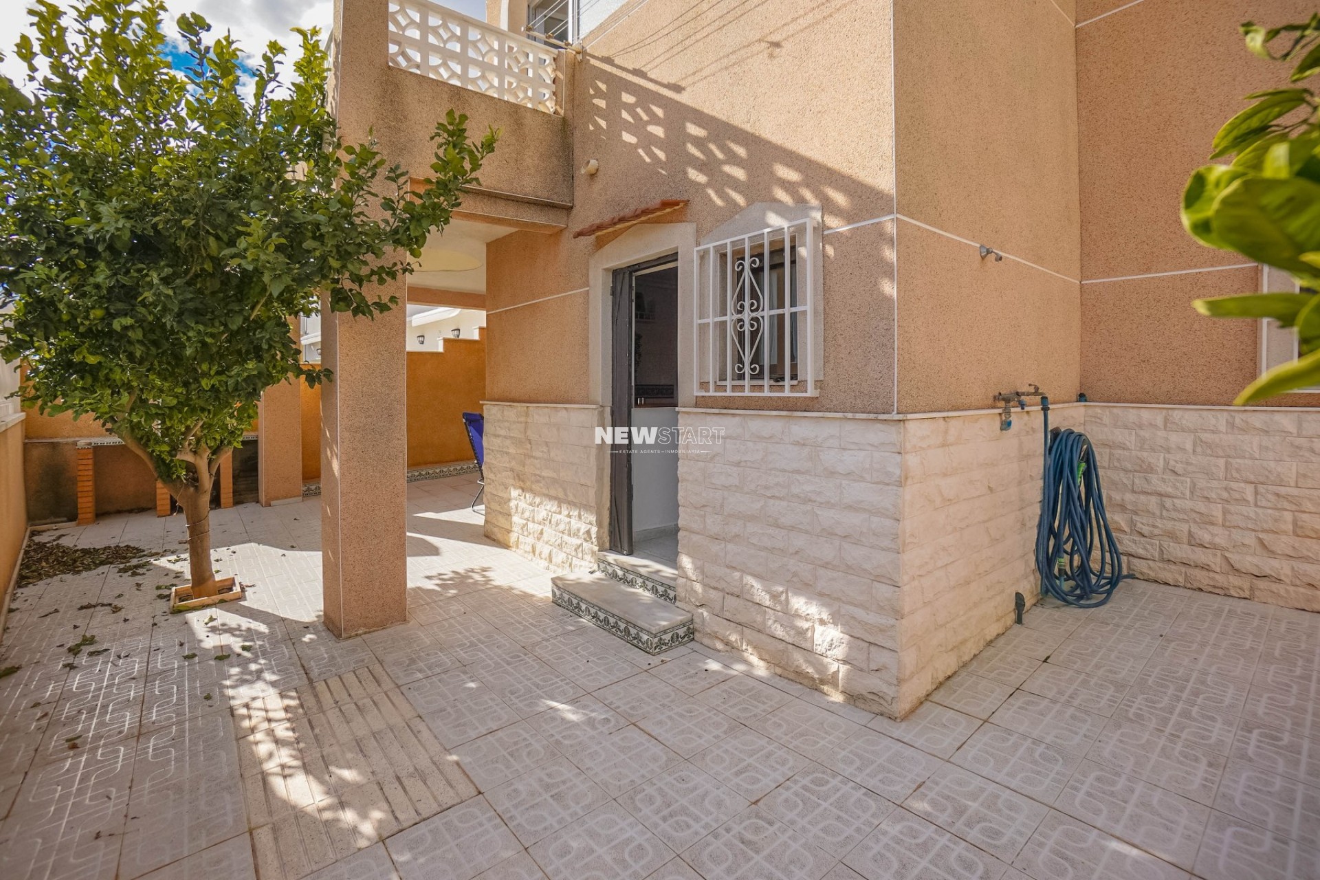 Resale - Detached - La Marina - Urb. La Marina