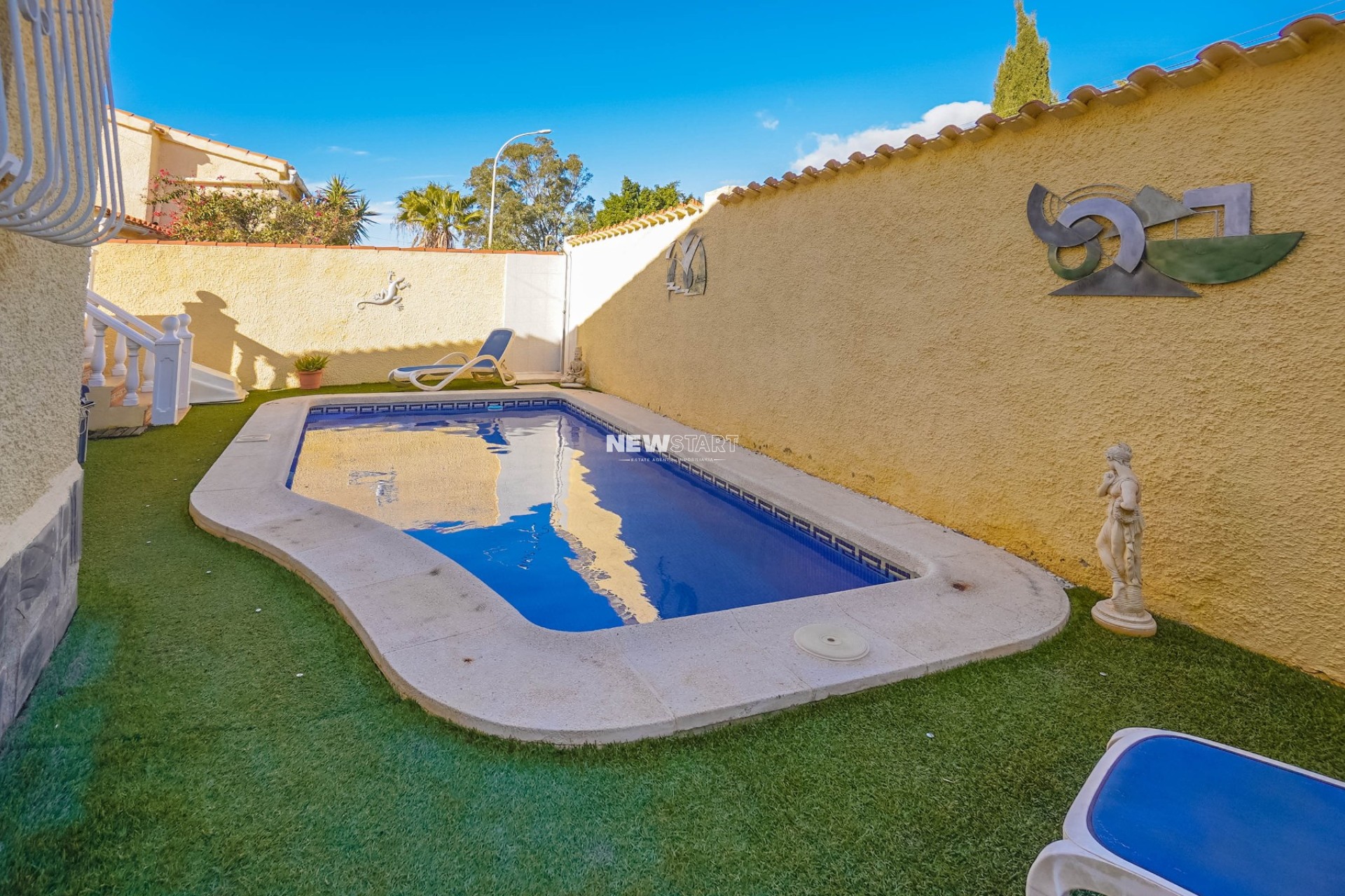 Resale - Detached - La Marina - Urb. La Marina