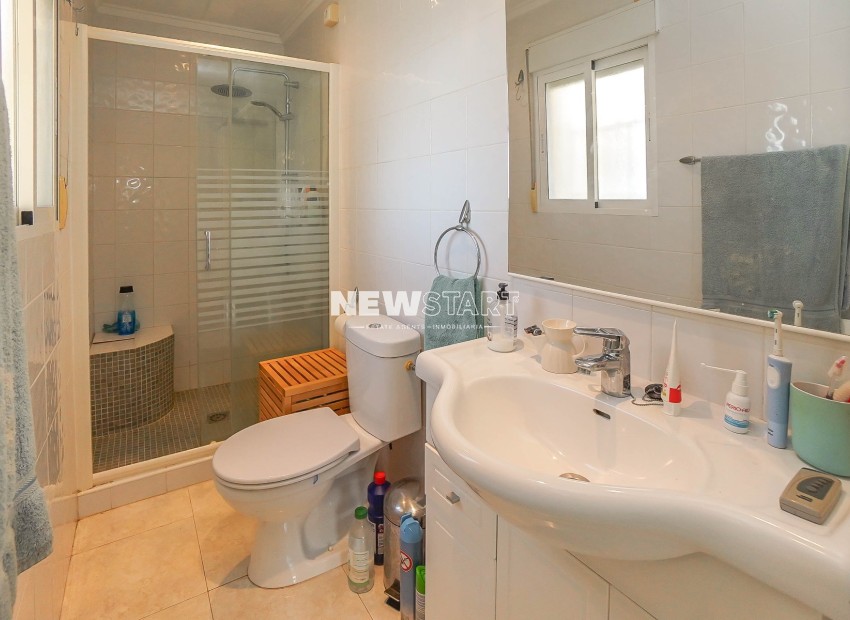 Resale - Detached - La Marina - Urb. La Marina