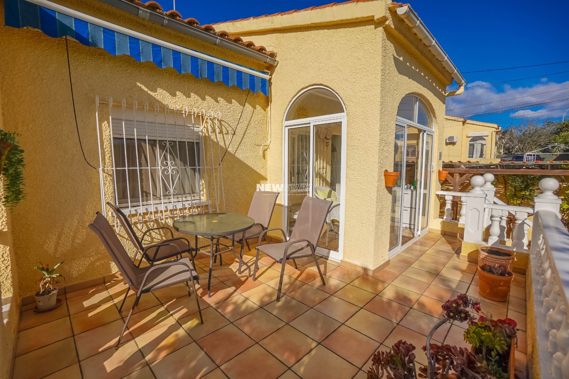 Resale - Detached - La Marina - Urb. La Marina