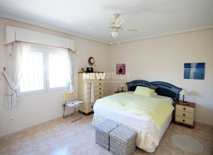 Resale - Detached - La Marina - Urb. La Marina