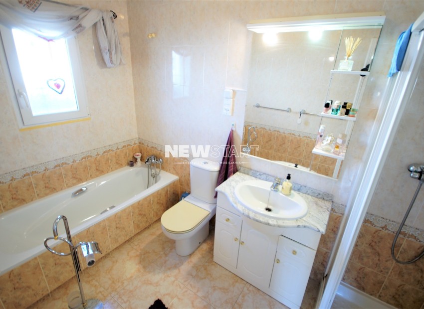 Resale - Detached - La Marina - Urb. La Marina