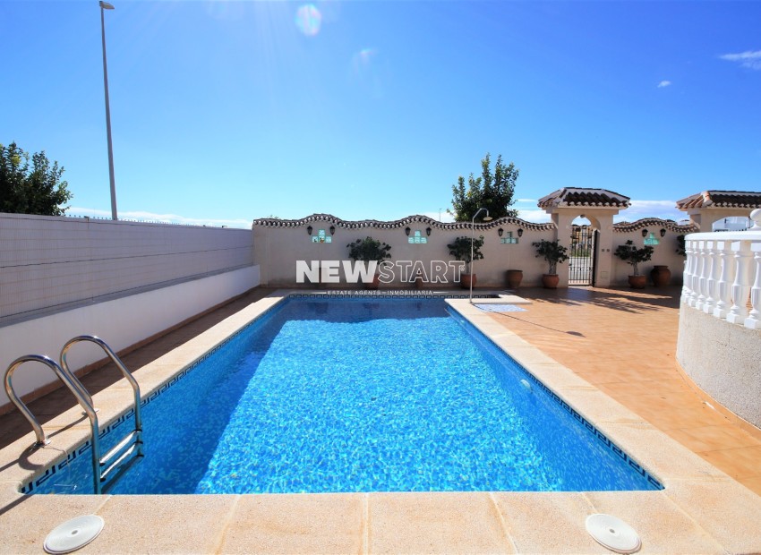 Resale - Detached - La Marina - Urb. La Marina