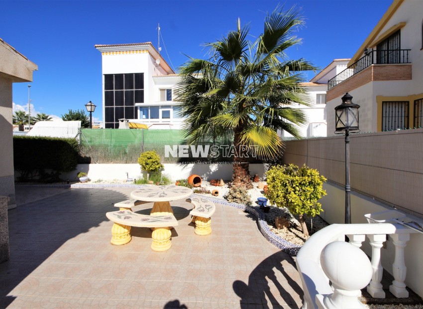 Resale - Detached - La Marina - Urb. La Marina