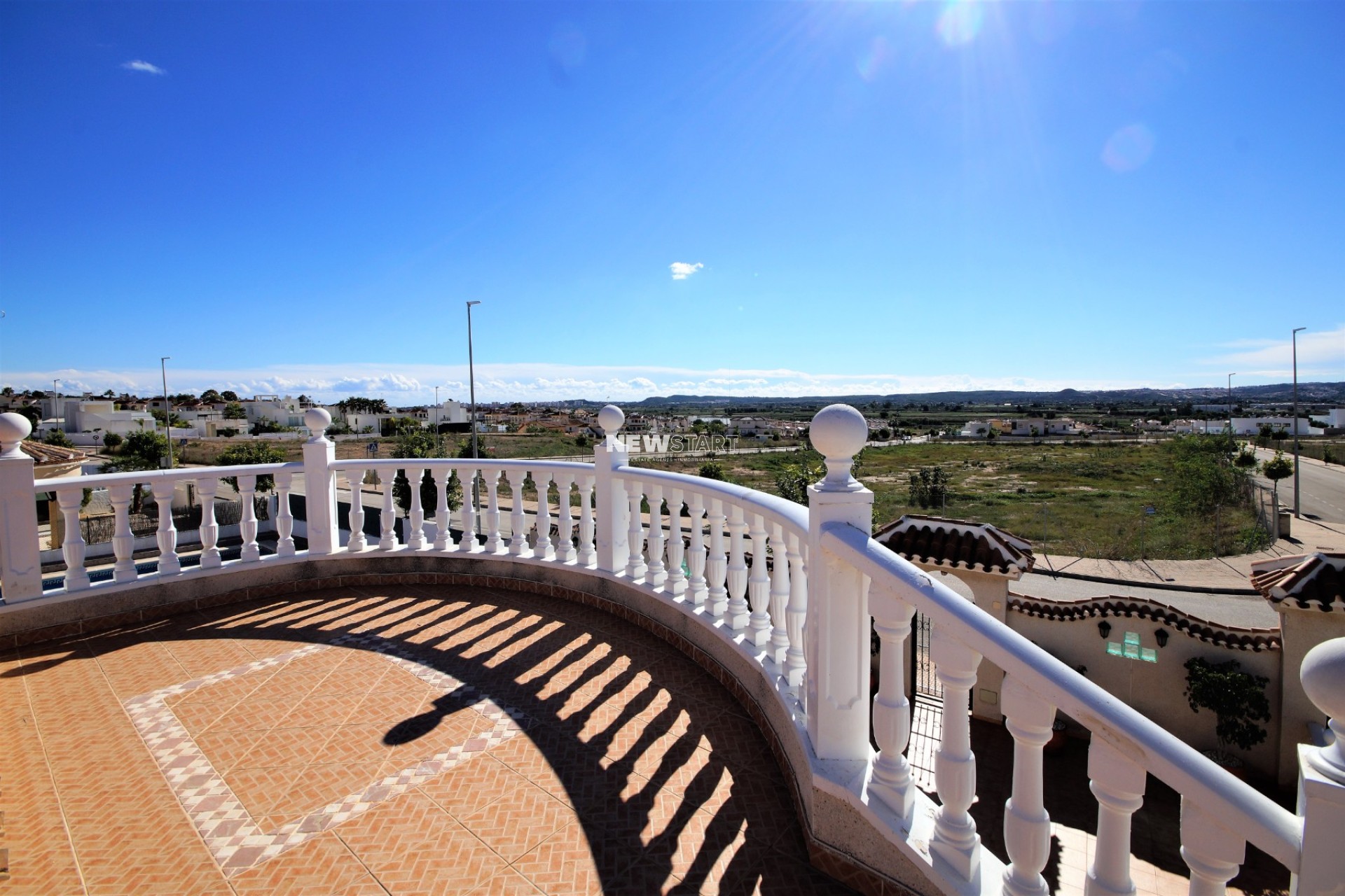 Resale - Detached - La Marina - Urb. La Marina