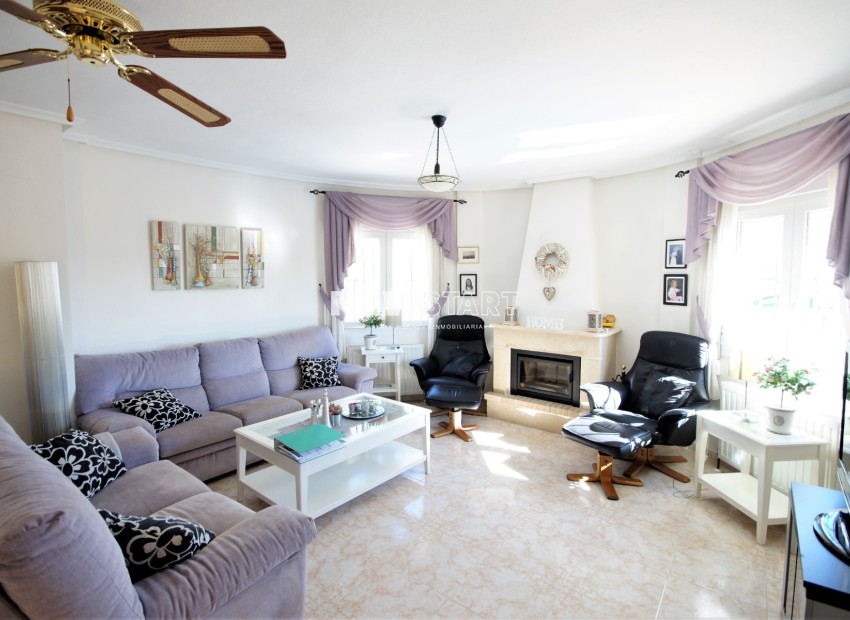 Resale - Detached - La Marina - Urb. La Marina