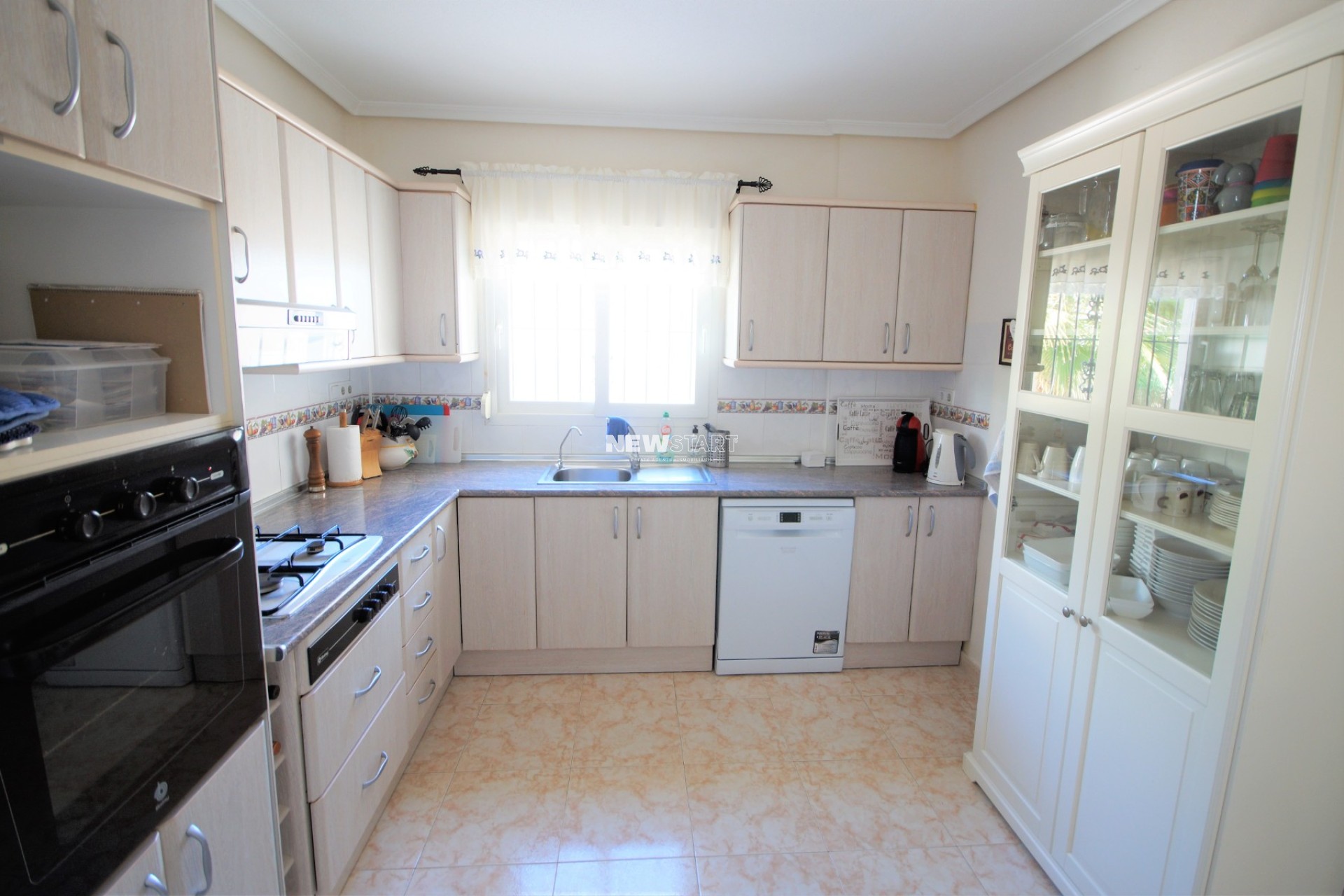 Resale - Detached - La Marina - Urb. La Marina