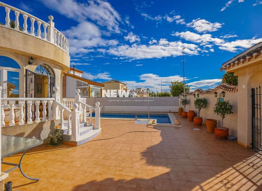 Resale - Detached - La Marina - Urb. La Marina