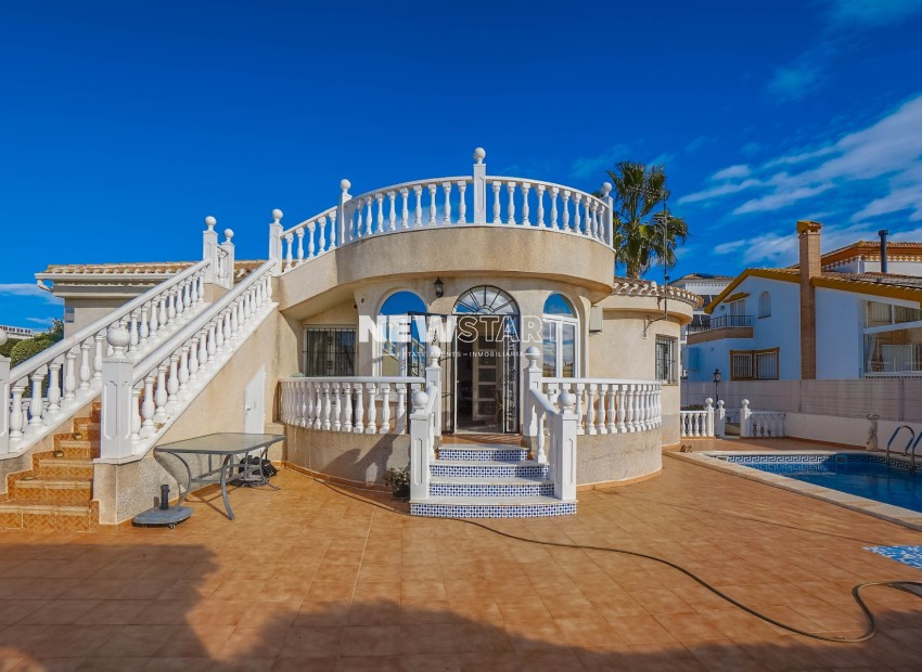 Resale - Detached - La Marina - Urb. La Marina