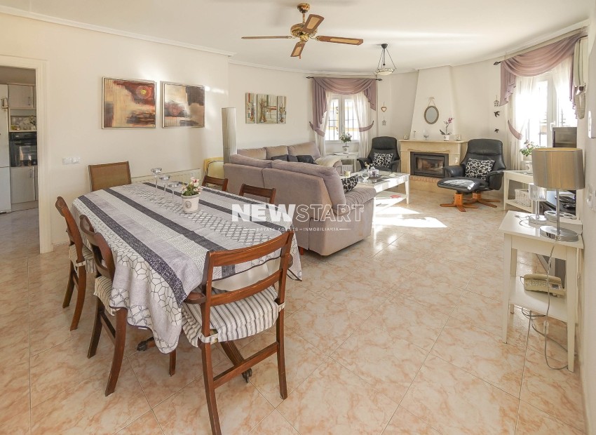 Resale - Detached - La Marina - Urb. La Marina