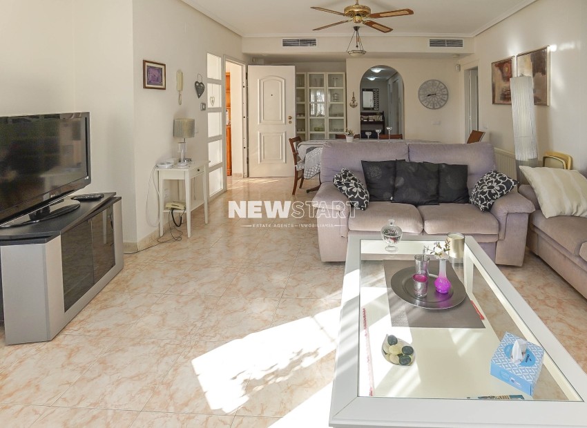 Resale - Detached - La Marina - Urb. La Marina