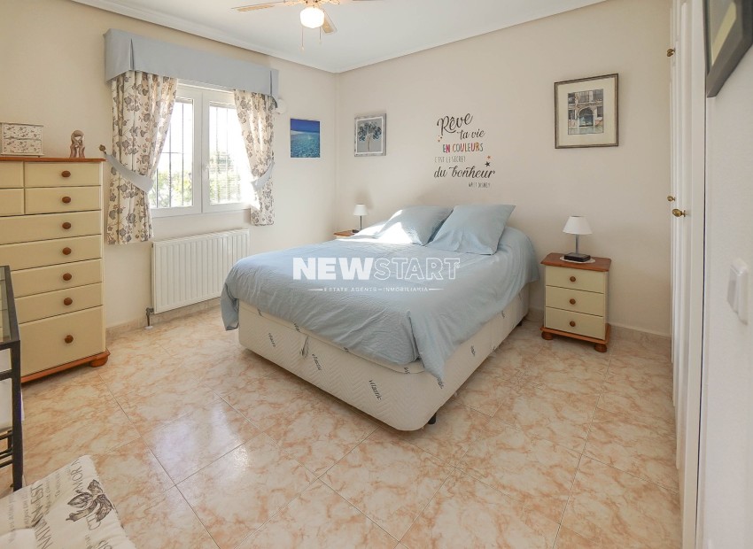 Resale - Detached - La Marina - Urb. La Marina