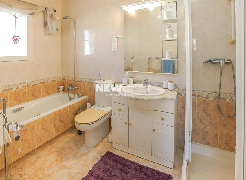 Resale - Detached - La Marina - Urb. La Marina