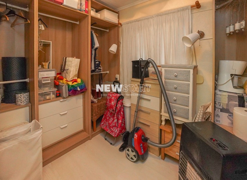 Resale - Detached - La Marina - Urb. La Marina