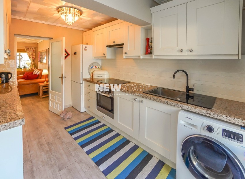 Resale - Detached - La Marina - Urb. La Marina