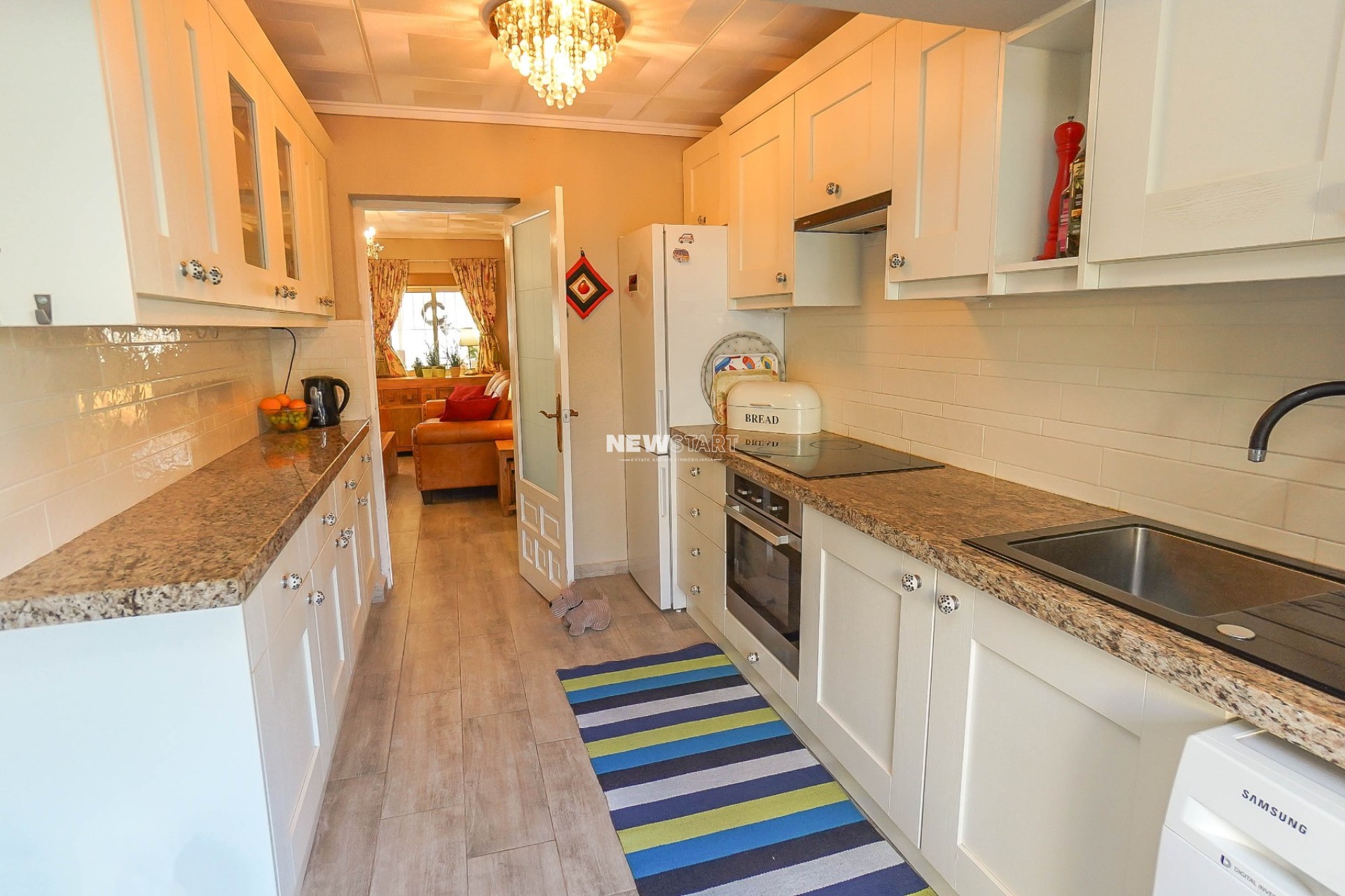 Resale - Detached - La Marina - Urb. La Marina