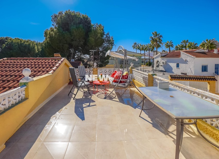 Resale - Detached - La Marina - Urb. La Marina