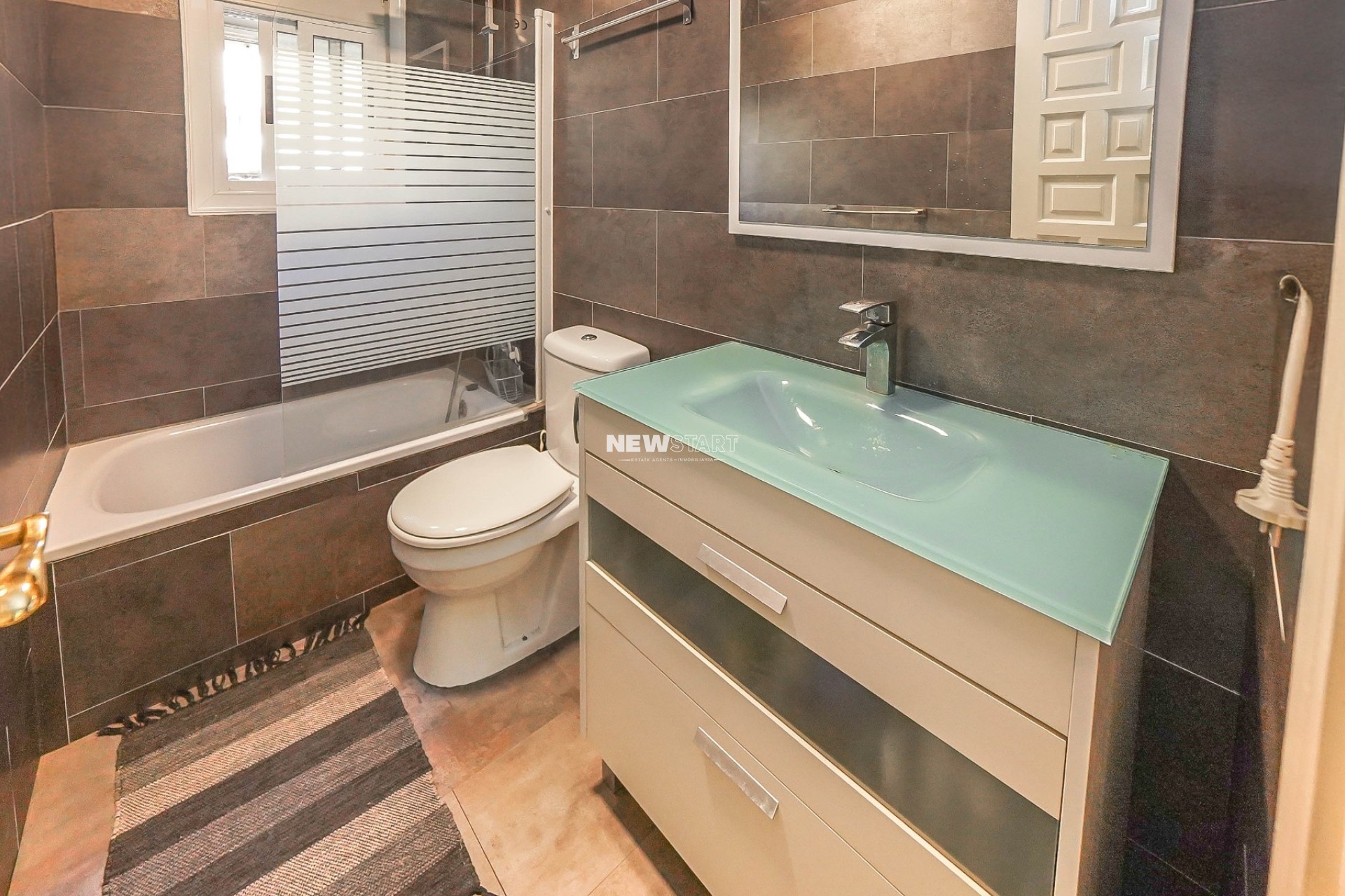 Resale - Detached - La Marina - Urb. La Marina