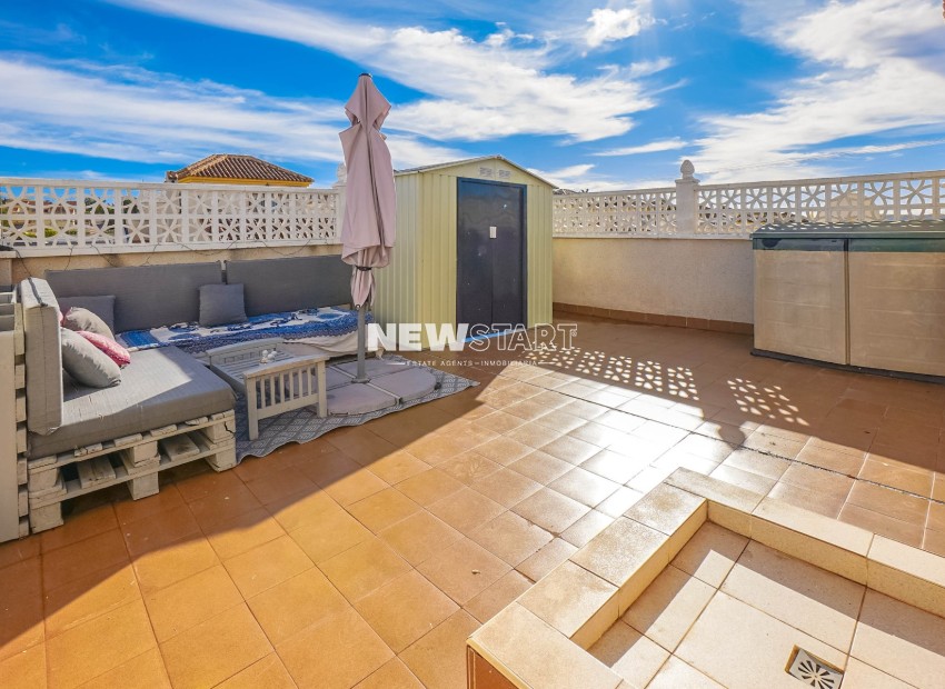 Resale - Detached - La Marina - Urb. La Marina