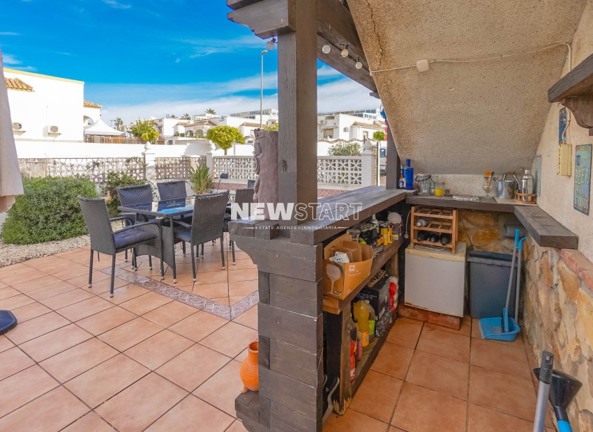 Resale - Detached - La Marina - Urb. La Marina