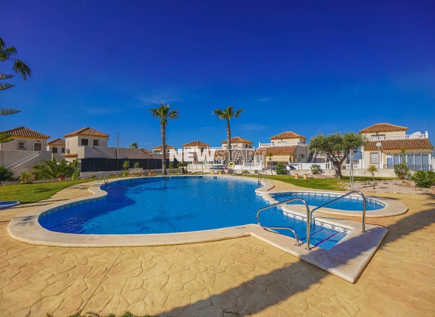 Resale - Detached - La Marina - Urb. La Marina