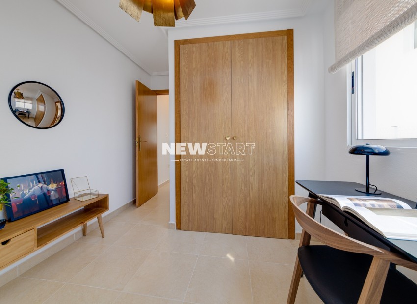 Resale - Detached - La Marina - Urb. La Marina