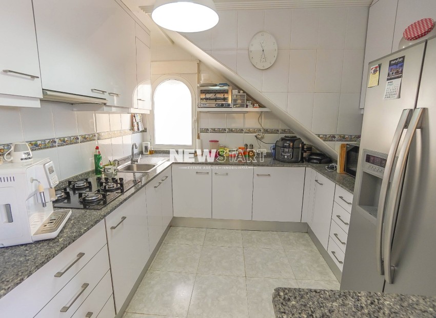 Resale - Detached - La Marina - Urb. La Marina