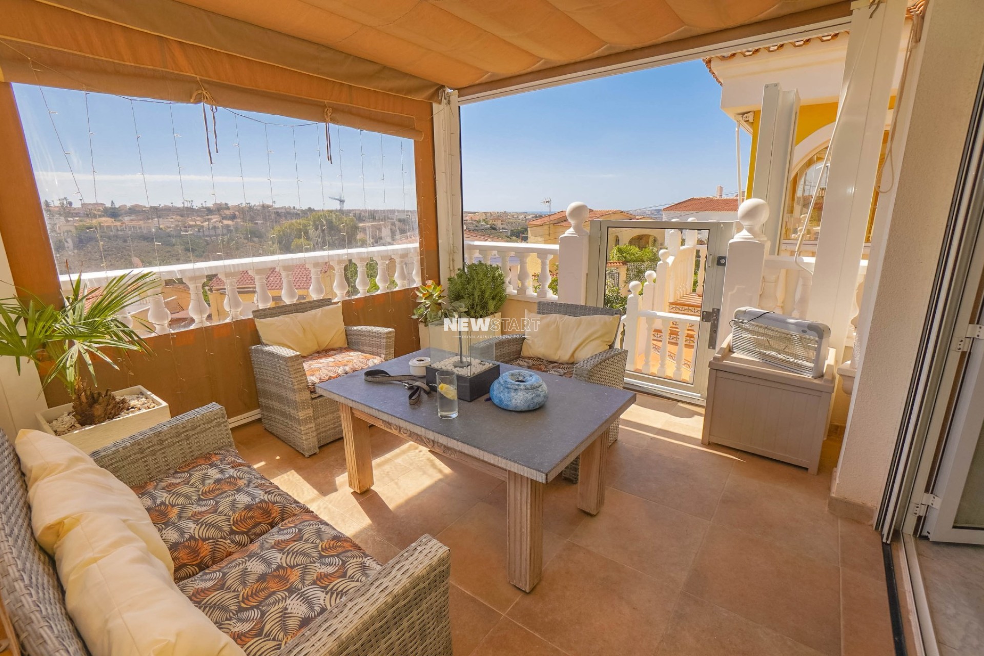 Resale - Detached - La Marina - Urb. La Marina