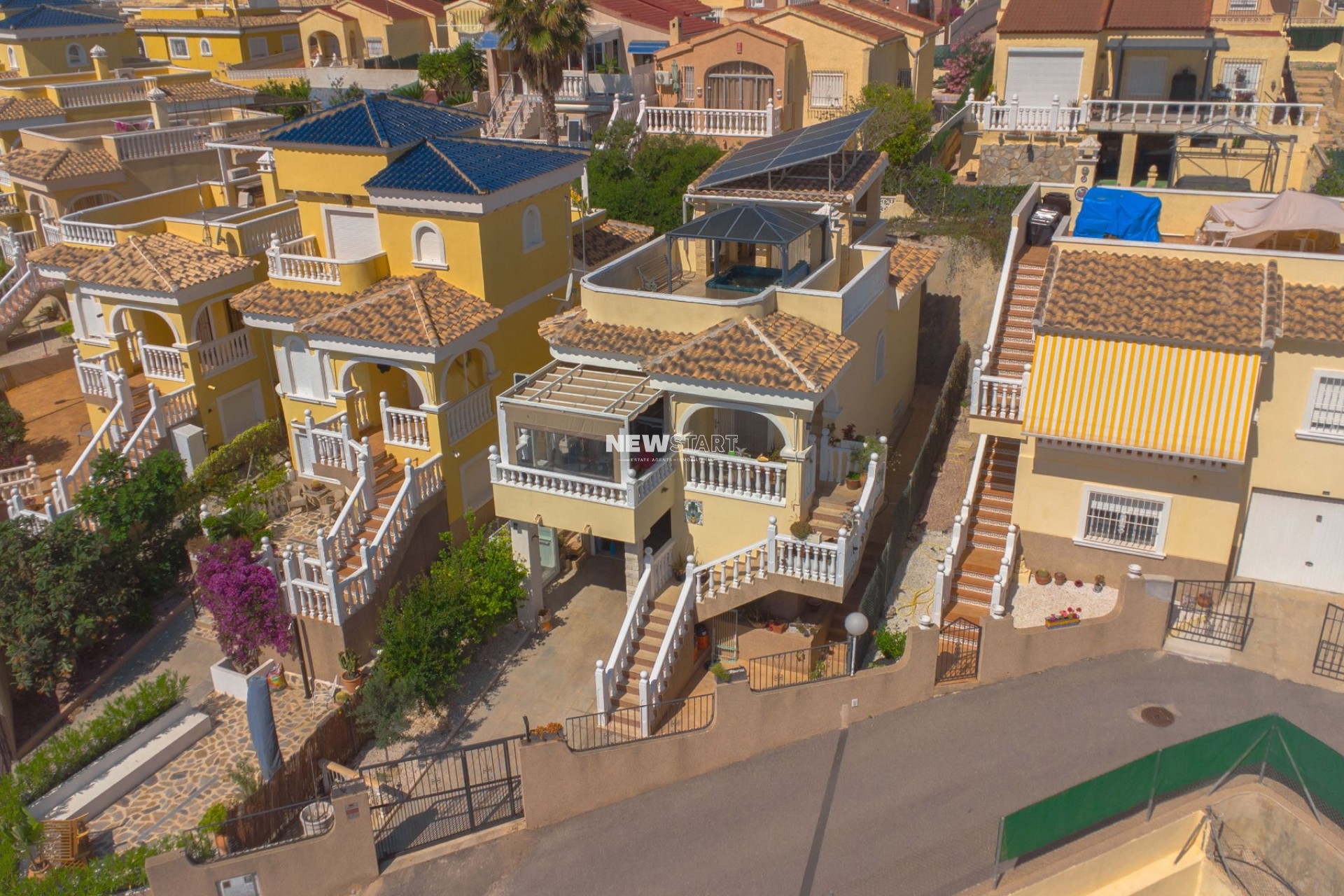 Resale - Detached - La Marina - Urb. La Marina