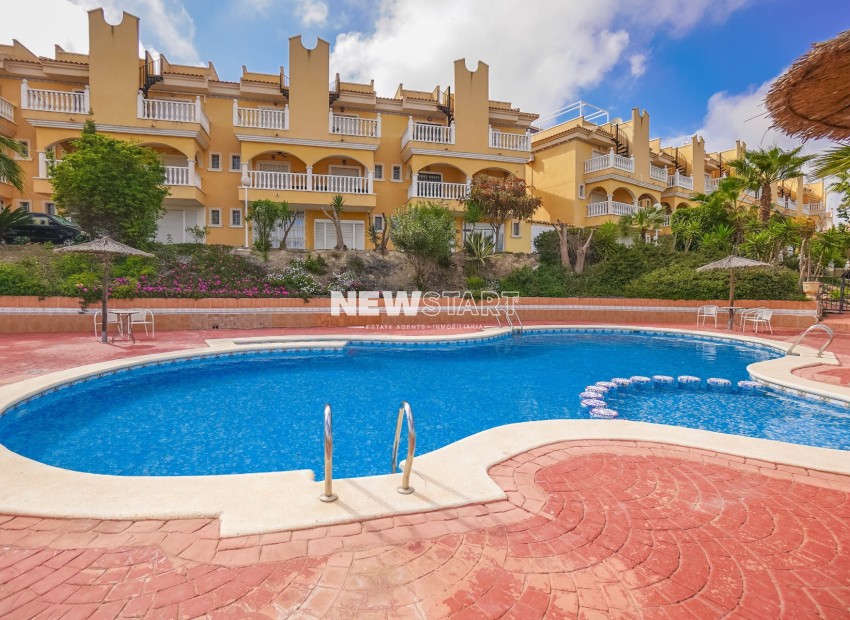 Resale - Detached - La Marina - Urb. La Marina