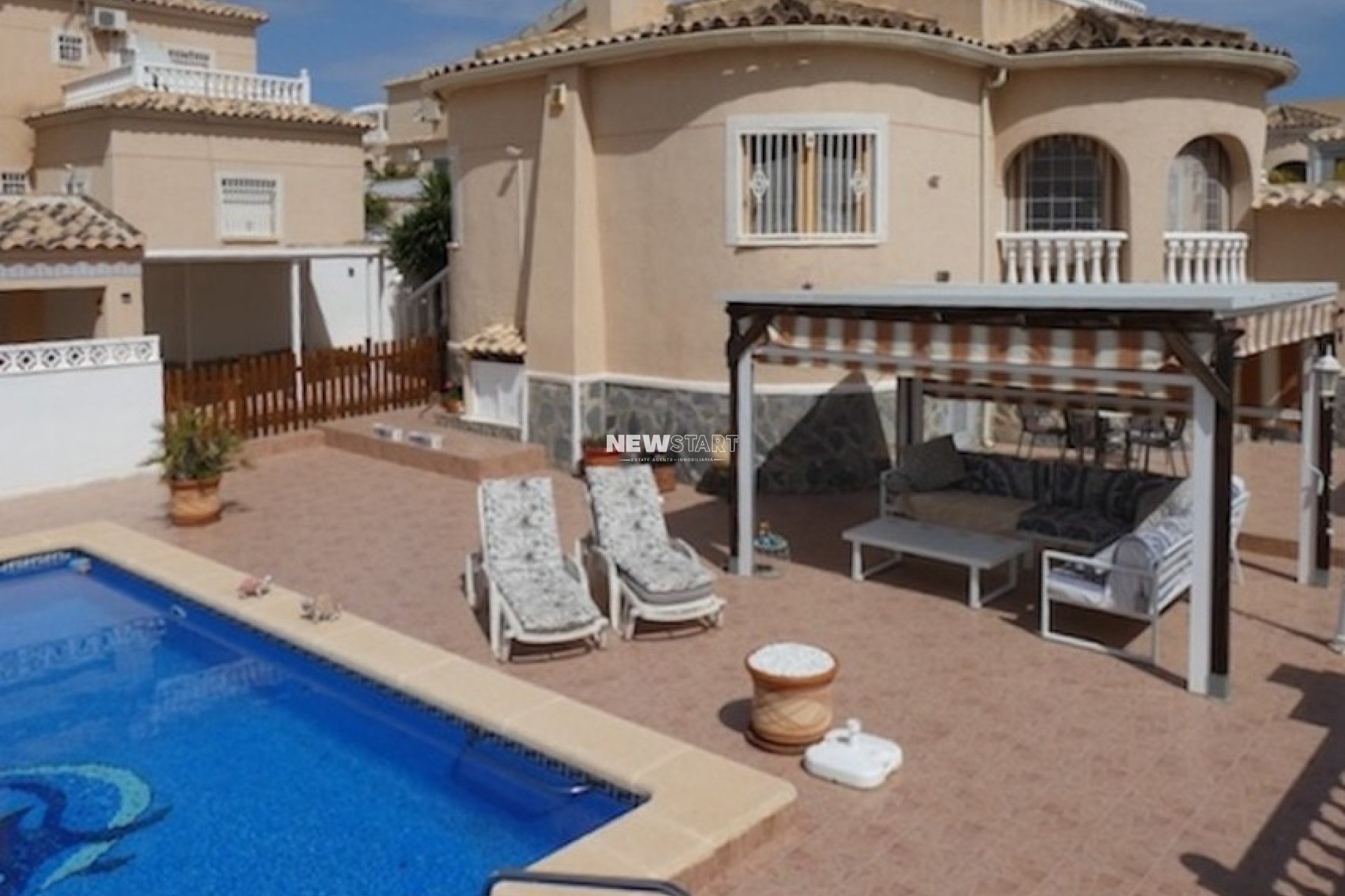 Resale - Detached - La Marina - Urb. La Marina