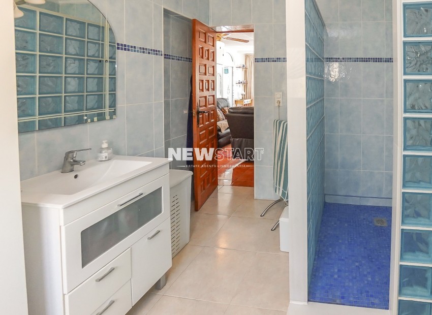 Resale - Detached - La Marina - Urb. La Marina