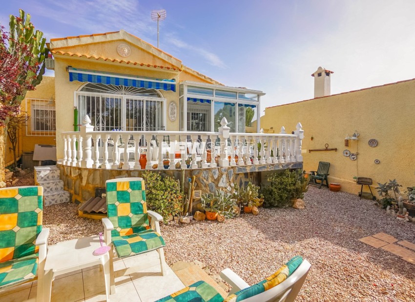 Resale - Detached - La Marina - Urb. La Marina